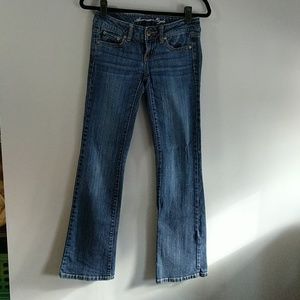 Size 00 American Eagle favorite boyfriend jeans